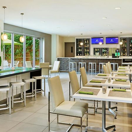 Отель Element Miami International Airport Экстерьер фото